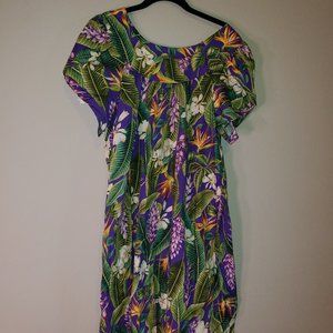 Authentic Hawaiian MuuMuu - Floral XL